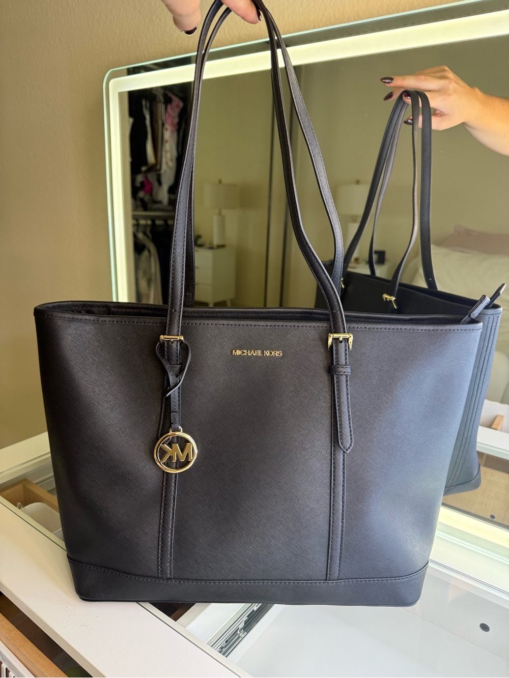 Michael Kors Jet Set Travel Large Black Saffiano Leather Tote Tags Included